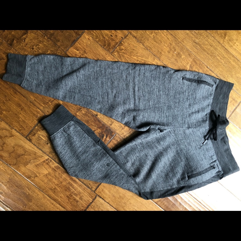 Lululemon gray joggers. Super soft, 12
